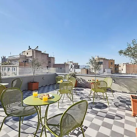 Explore Athens From An Uber-Central Studio!-3